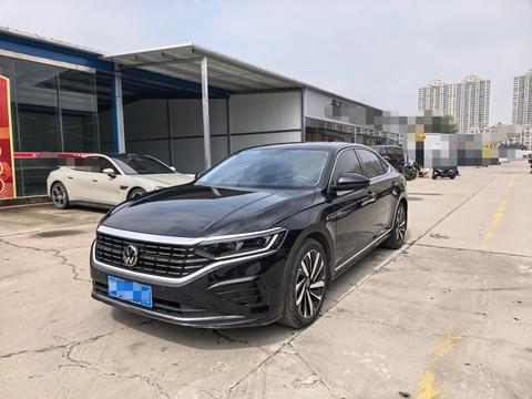 Volkswagen Passat 2023
