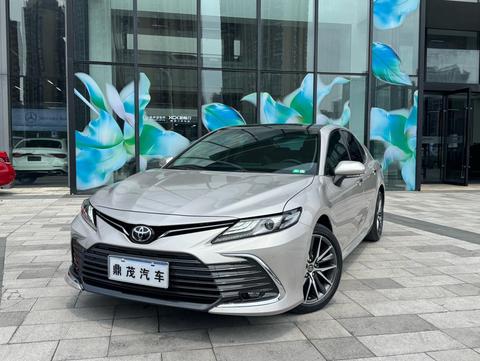 Toyota Camry 2021