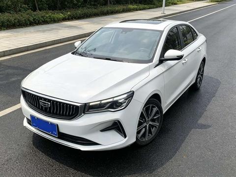 Geely Emgrand 2022