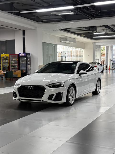 Audi A5 2024