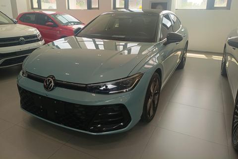 Volkswagen Passat 2025