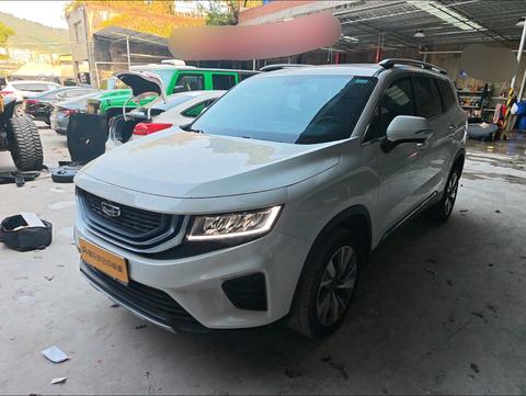 Geely Okavango 2020