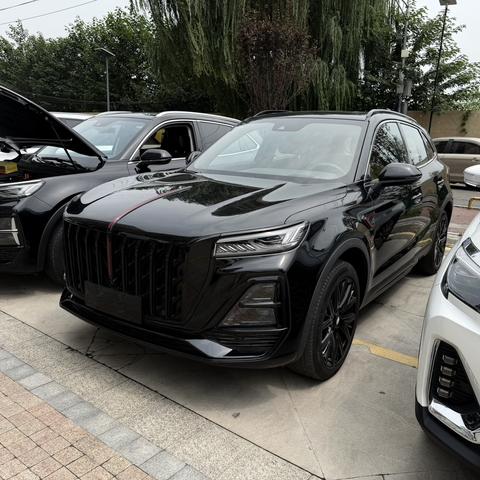 Hongqi HS5 2025