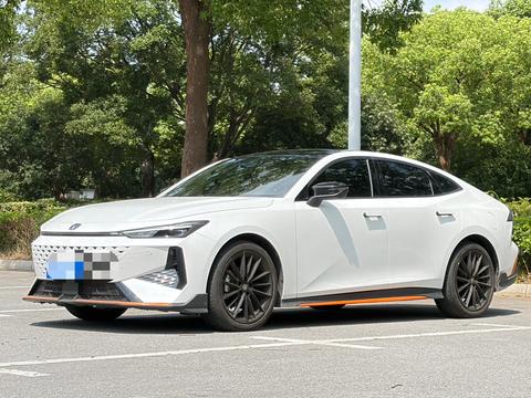 Changan UNI-V 2024