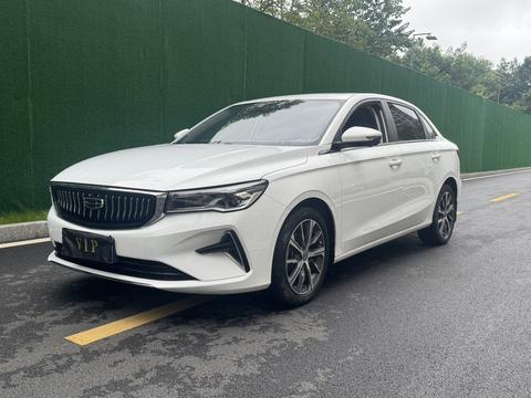 Geely Emgrand 2022