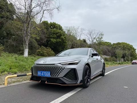 Changan UNI-V 2022
