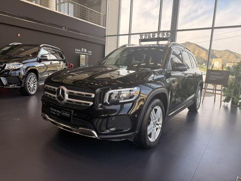 Mercedes-Benz GLB 2023