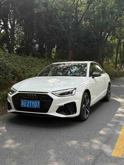Audi A4L 2024