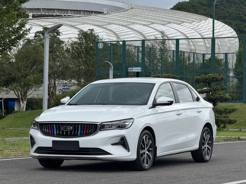 Geely Emgrand 2023