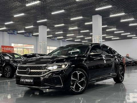 Volkswagen Passat 2023