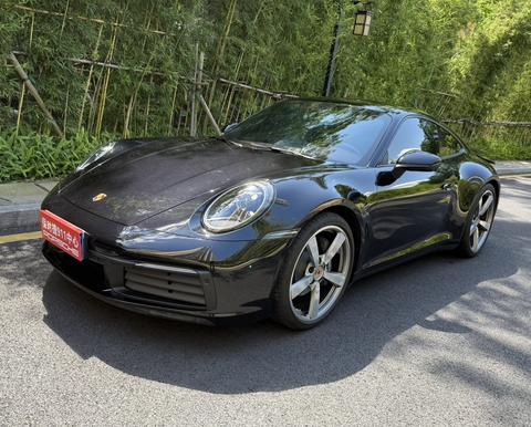 Porsche 911 2023