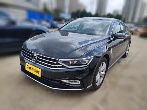 Volkswagen Magotan 2025