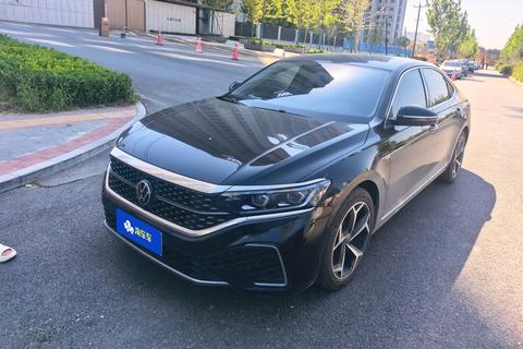 Volkswagen Passat 2023
