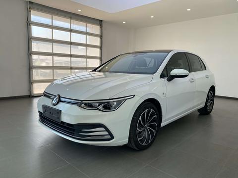 Volkswagen Golf 2024