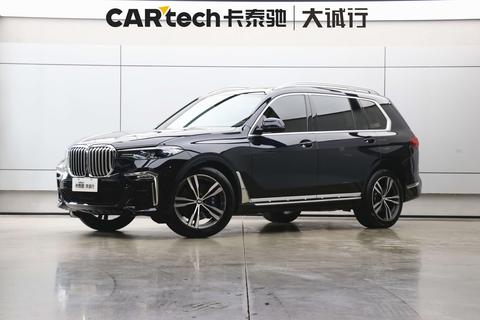 BMW X7 2021