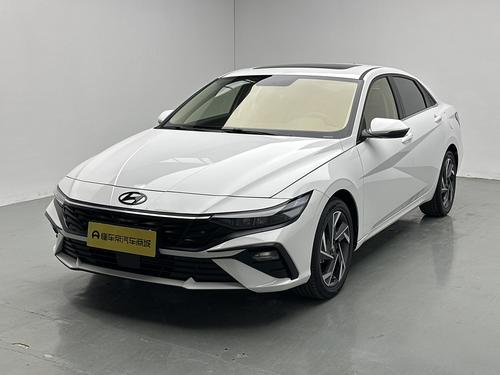 Hyundai Elantra 2023