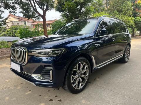 BMW X7 2022