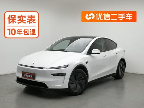 Tesla Model Y 2025