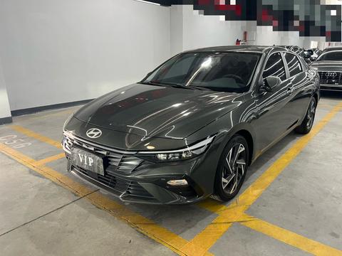 Hyundai Elantra 2023