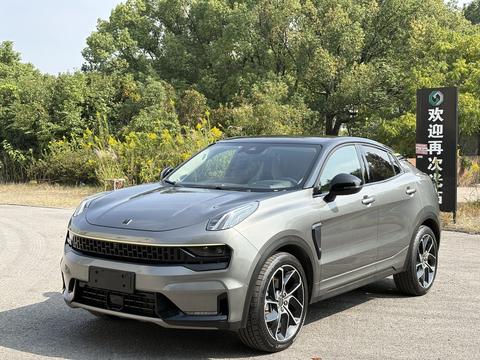 Lynk & Co 05 2022