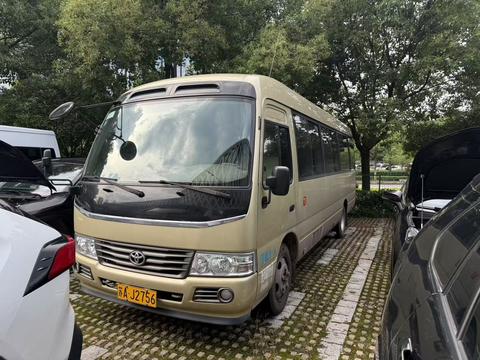 Toyota Coaster 2020