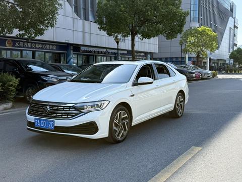 Volkswagen Sagitar 2025