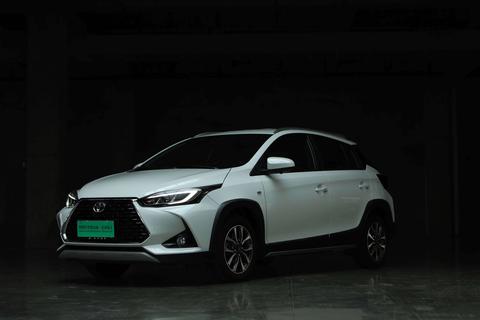 Toyota Yaris L 2022