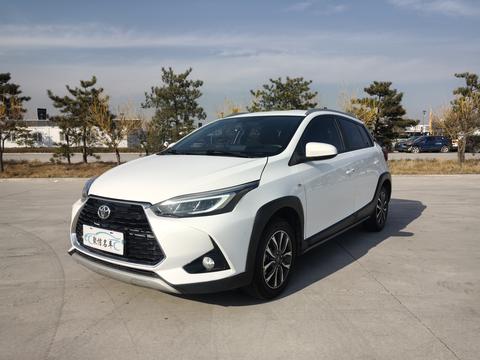 Toyota Yaris L 2022