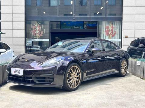 Porsche Panamera 2023