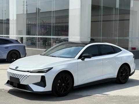 Changan UNI-V 2024