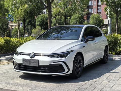 Volkswagen Golf 2021