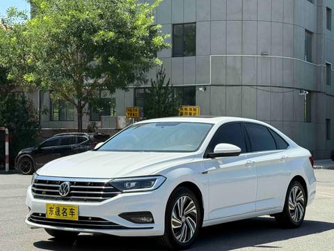 Volkswagen Sagitar 2022