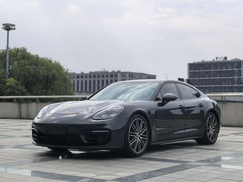 Porsche Panamera 2021