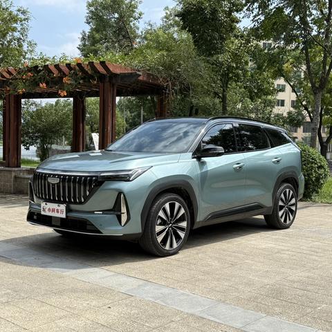 Geely Atlas 2025