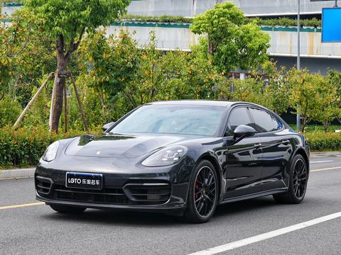 Porsche Panamera 2022