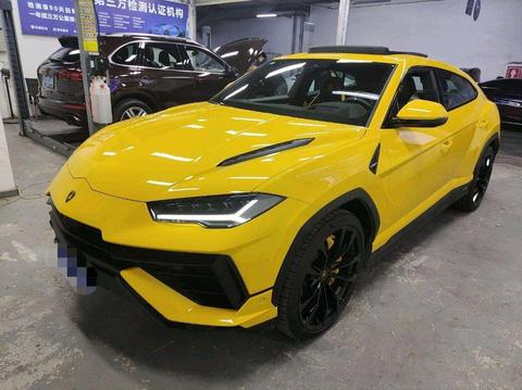 Lamborghini Urus 2023