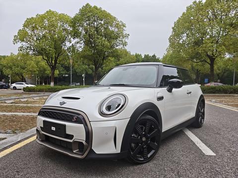 MINI Cooper 2023