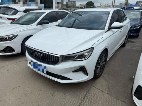Geely Emgrand 2022