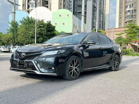 Toyota Camry 2021