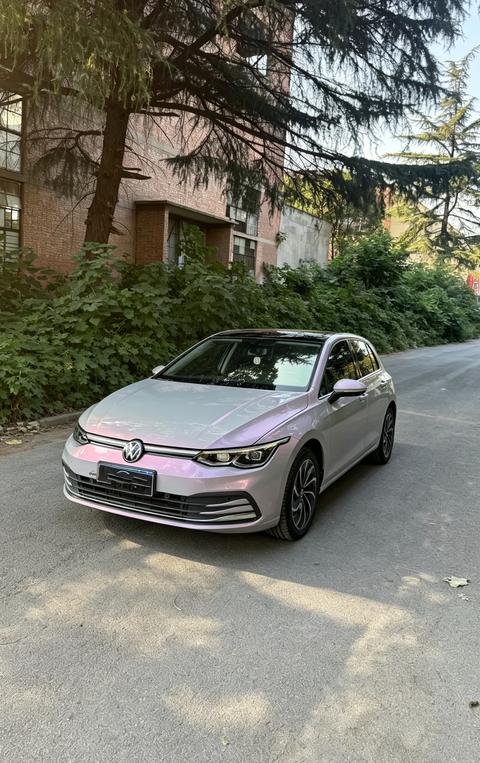 Volkswagen Golf 2023