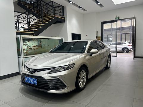 Toyota Camry 2021