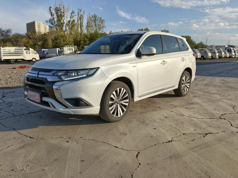 Mitsubishi Outlander 2021