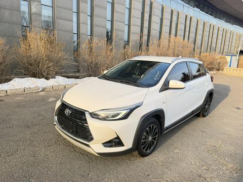Toyota Yaris L 2021