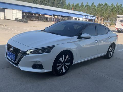 Nissan Teana 2022