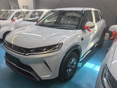 BYD Yuan UP 2025