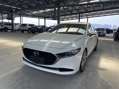 Mazda 3 Axela 2022