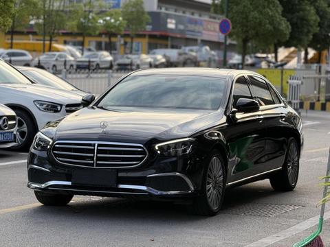 Mercedes-Benz E-Class 2022