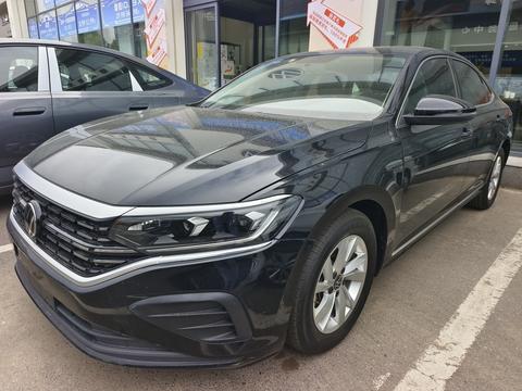 Volkswagen Passat 2024