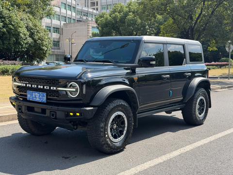 Ford Bronco 2024