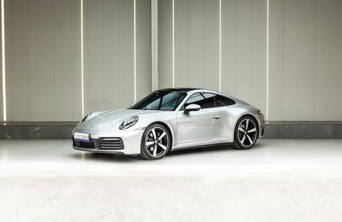Porsche 911 2023